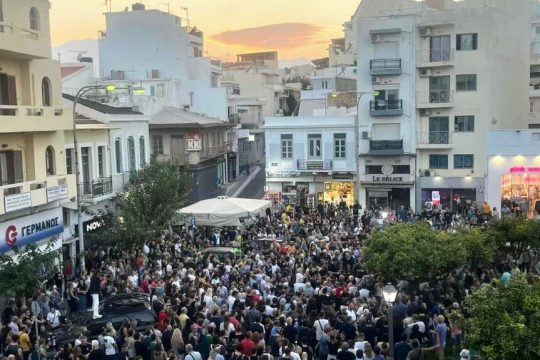 Άγιος Νικόλαος - διαμαρτυρία για τον Αντώνη